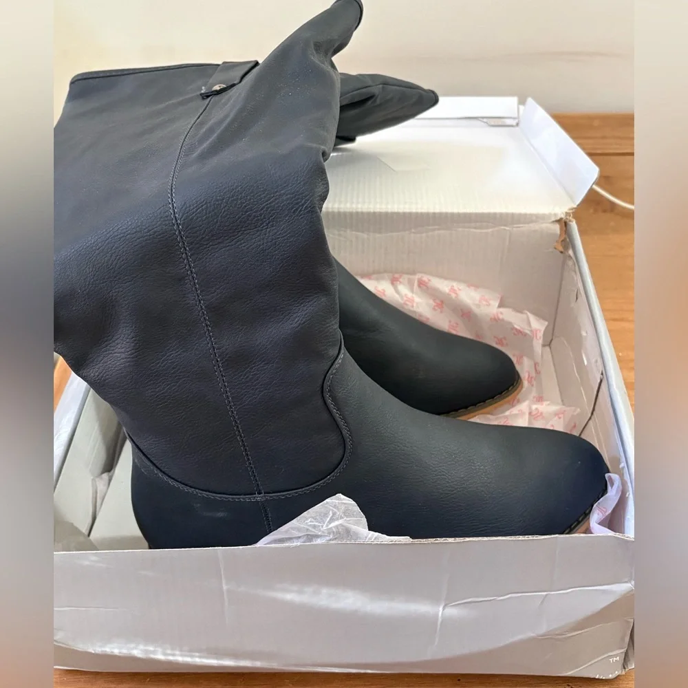 Journee Collection-Taven Riding Boot TAVEN-BLU-09 NIB